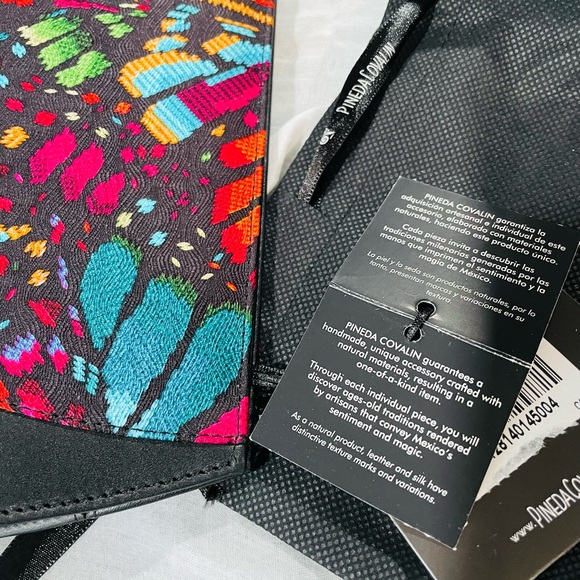 NWT PINEDA COVALIN SILK AND LEATHER CLUTCH EMBROIDERED BUTTERFLY 🦋 HANDMADE - Picture 5 of 6